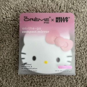 Hello kitty crème compact mirror